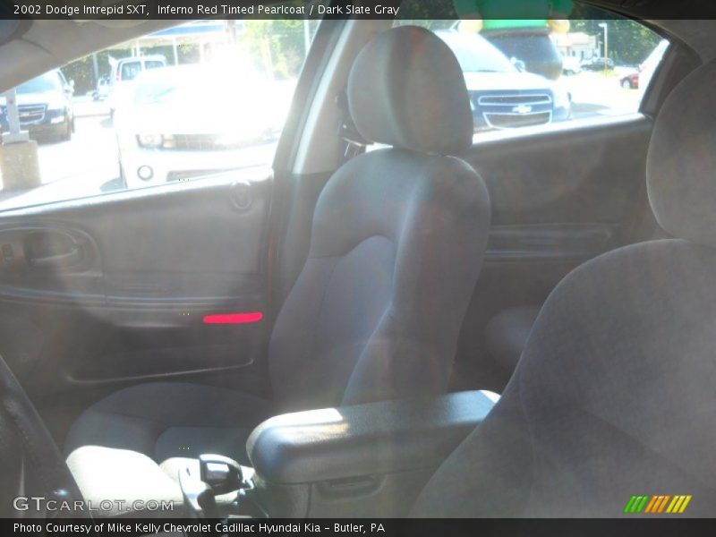 Inferno Red Tinted Pearlcoat / Dark Slate Gray 2002 Dodge Intrepid SXT