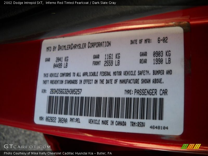 Inferno Red Tinted Pearlcoat / Dark Slate Gray 2002 Dodge Intrepid SXT