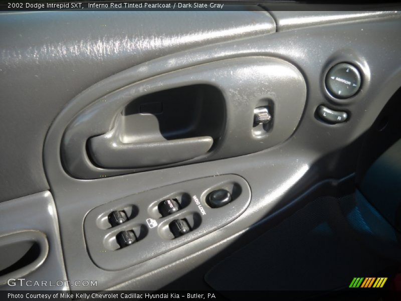 Inferno Red Tinted Pearlcoat / Dark Slate Gray 2002 Dodge Intrepid SXT