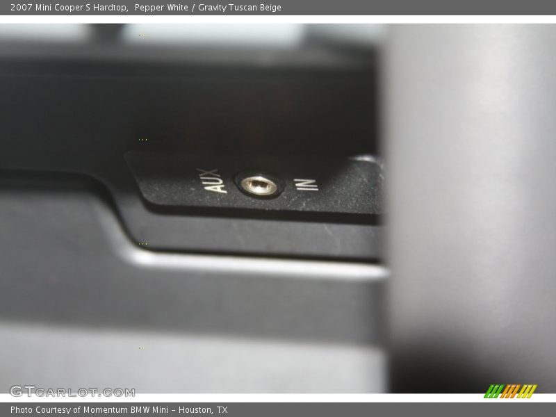 Pepper White / Gravity Tuscan Beige 2007 Mini Cooper S Hardtop