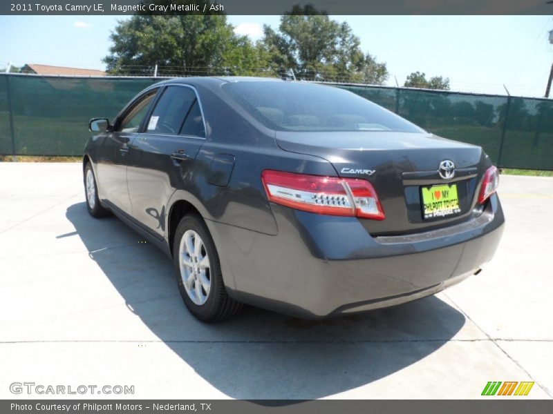 Magnetic Gray Metallic / Ash 2011 Toyota Camry LE