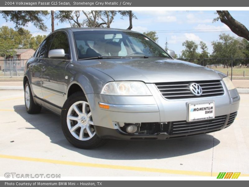 Stonehenge Grey Metallic / Grey 2004 Volkswagen Passat GLS Sedan