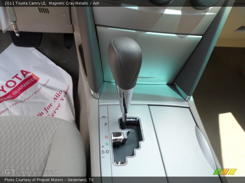 Magnetic Gray Metallic / Ash 2011 Toyota Camry LE