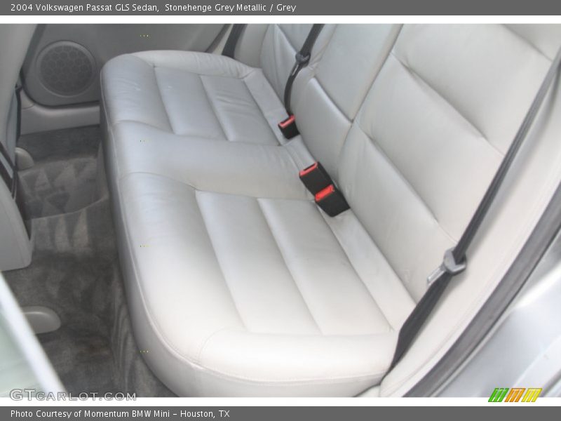 Stonehenge Grey Metallic / Grey 2004 Volkswagen Passat GLS Sedan