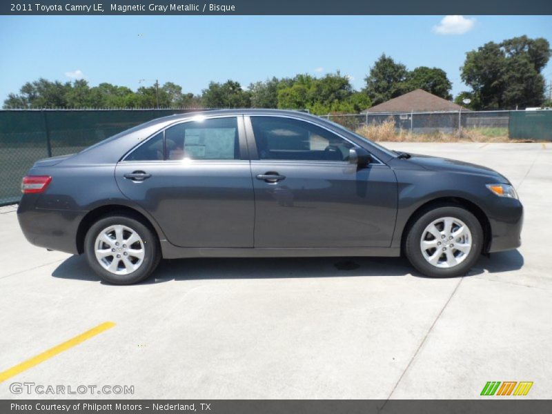 Magnetic Gray Metallic / Bisque 2011 Toyota Camry LE