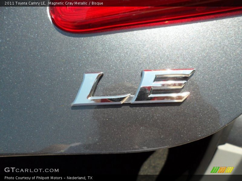 Magnetic Gray Metallic / Bisque 2011 Toyota Camry LE