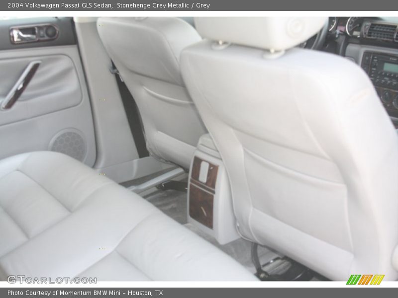 Stonehenge Grey Metallic / Grey 2004 Volkswagen Passat GLS Sedan