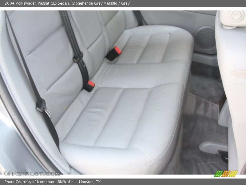 Stonehenge Grey Metallic / Grey 2004 Volkswagen Passat GLS Sedan