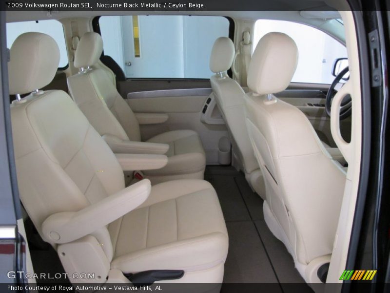 Nocturne Black Metallic / Ceylon Beige 2009 Volkswagen Routan SEL