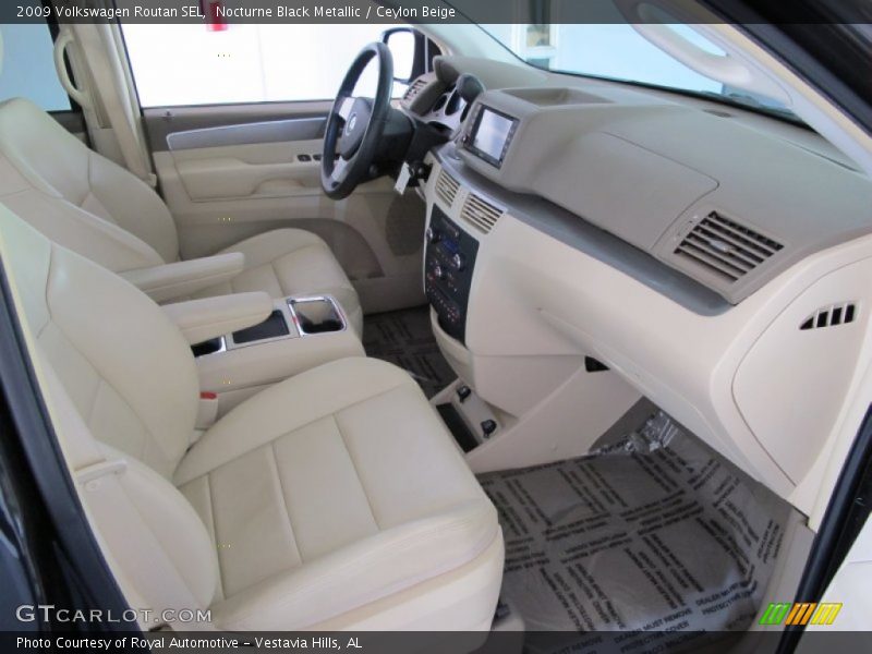 Nocturne Black Metallic / Ceylon Beige 2009 Volkswagen Routan SEL
