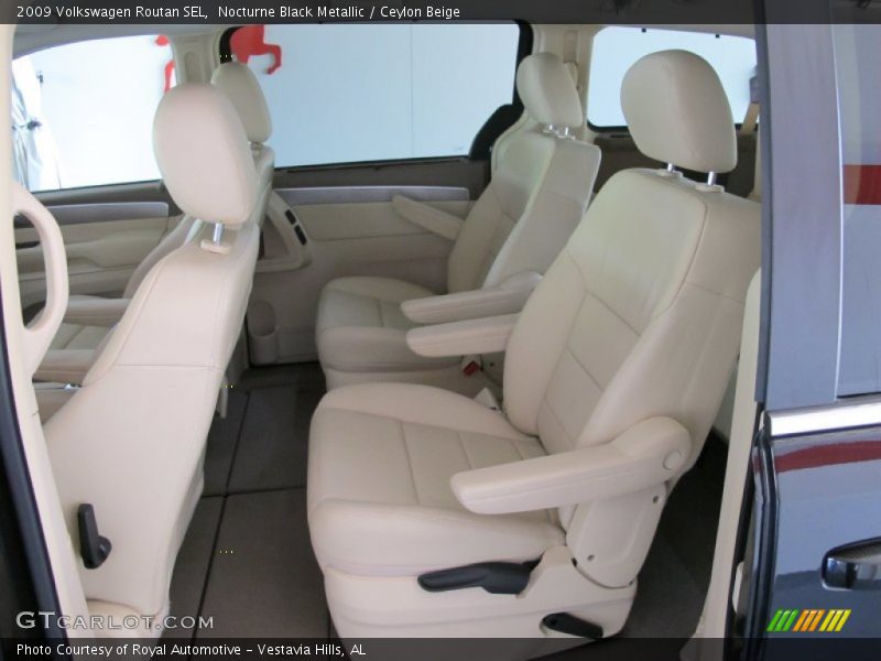 Nocturne Black Metallic / Ceylon Beige 2009 Volkswagen Routan SEL