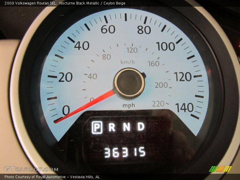 Nocturne Black Metallic / Ceylon Beige 2009 Volkswagen Routan SEL