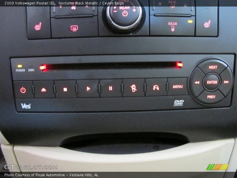 Nocturne Black Metallic / Ceylon Beige 2009 Volkswagen Routan SEL