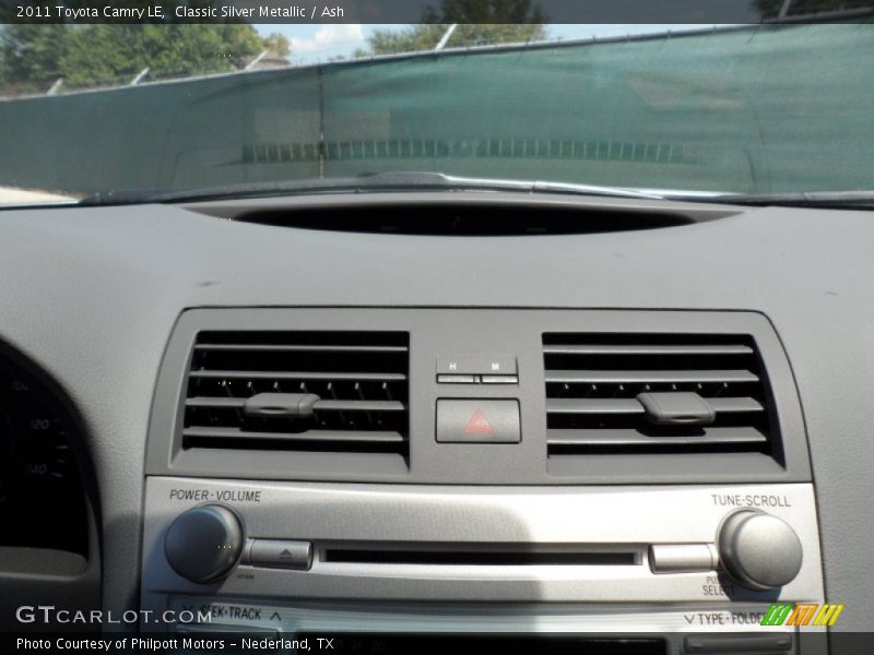 Classic Silver Metallic / Ash 2011 Toyota Camry LE
