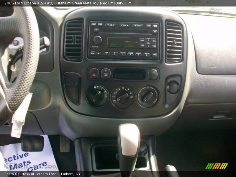 Controls of 2006 Escape XLS 4WD