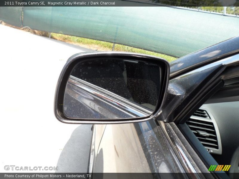 Magnetic Gray Metallic / Dark Charcoal 2011 Toyota Camry SE