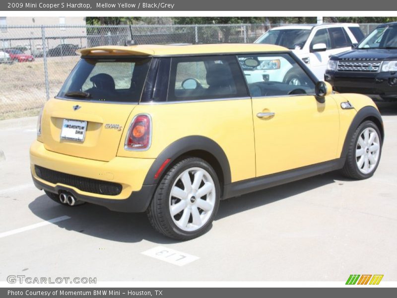 Mellow Yellow / Black/Grey 2009 Mini Cooper S Hardtop