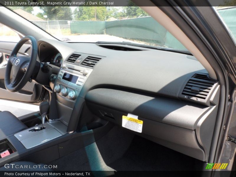 Magnetic Gray Metallic / Dark Charcoal 2011 Toyota Camry SE