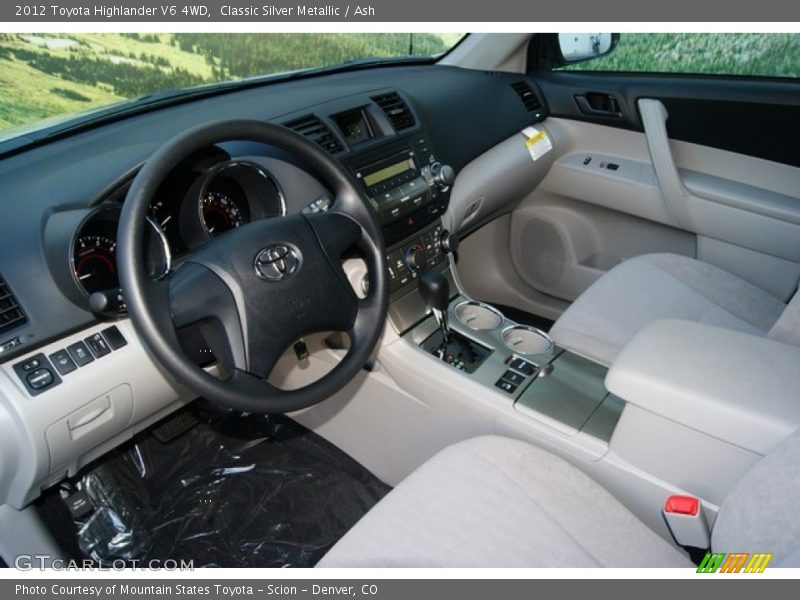 Classic Silver Metallic / Ash 2012 Toyota Highlander V6 4WD
