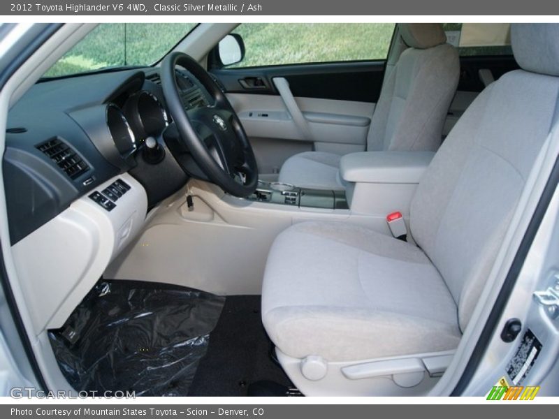 Classic Silver Metallic / Ash 2012 Toyota Highlander V6 4WD