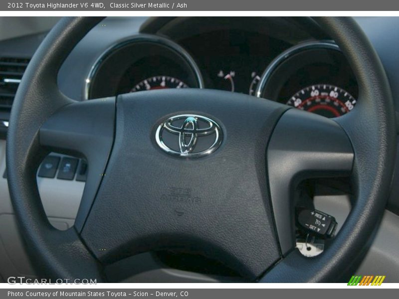 Classic Silver Metallic / Ash 2012 Toyota Highlander V6 4WD