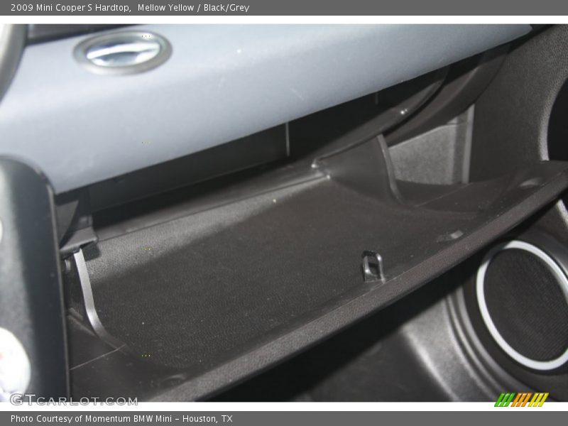 Mellow Yellow / Black/Grey 2009 Mini Cooper S Hardtop
