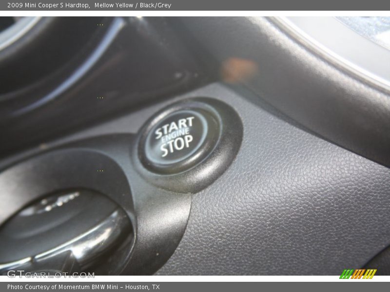Mellow Yellow / Black/Grey 2009 Mini Cooper S Hardtop