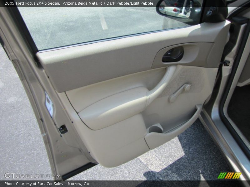 Arizona Beige Metallic / Dark Pebble/Light Pebble 2005 Ford Focus ZX4 S Sedan