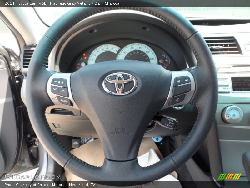 Magnetic Gray Metallic / Dark Charcoal 2011 Toyota Camry SE