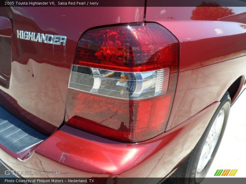 Salsa Red Pearl / Ivory 2005 Toyota Highlander V6