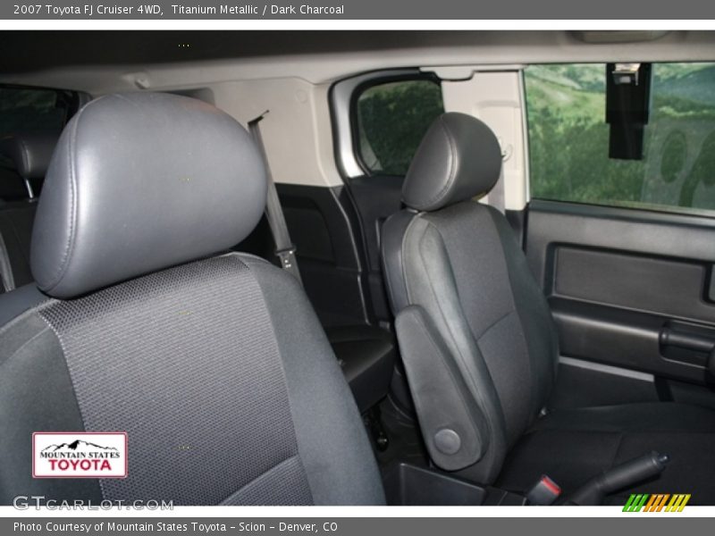 Titanium Metallic / Dark Charcoal 2007 Toyota FJ Cruiser 4WD