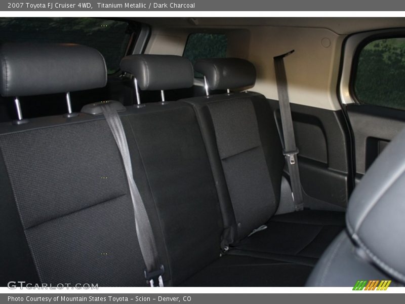 Titanium Metallic / Dark Charcoal 2007 Toyota FJ Cruiser 4WD