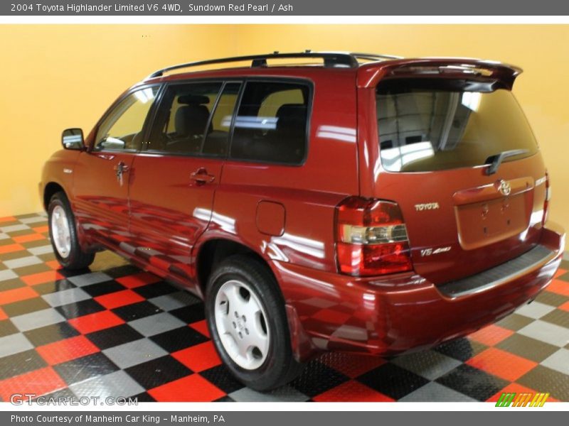 Sundown Red Pearl / Ash 2004 Toyota Highlander Limited V6 4WD