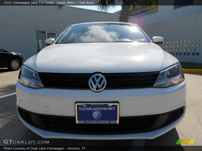 Candy White / Titan Black 2012 Volkswagen Jetta TDI Sedan