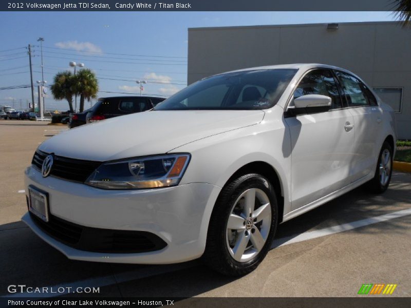 Candy White / Titan Black 2012 Volkswagen Jetta TDI Sedan