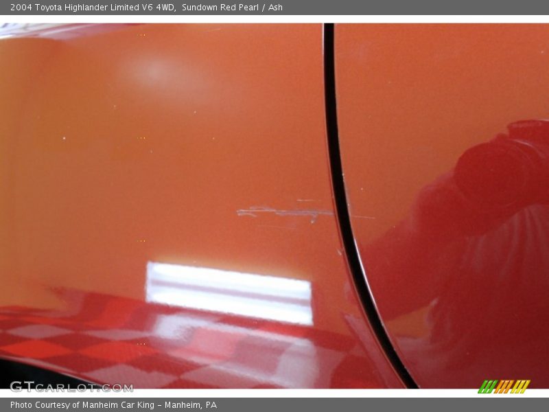 Sundown Red Pearl / Ash 2004 Toyota Highlander Limited V6 4WD