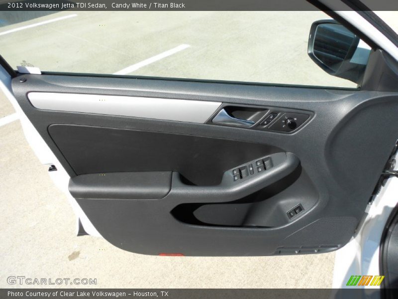 Candy White / Titan Black 2012 Volkswagen Jetta TDI Sedan