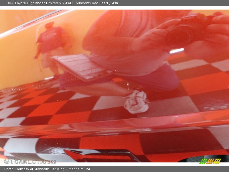 Sundown Red Pearl / Ash 2004 Toyota Highlander Limited V6 4WD