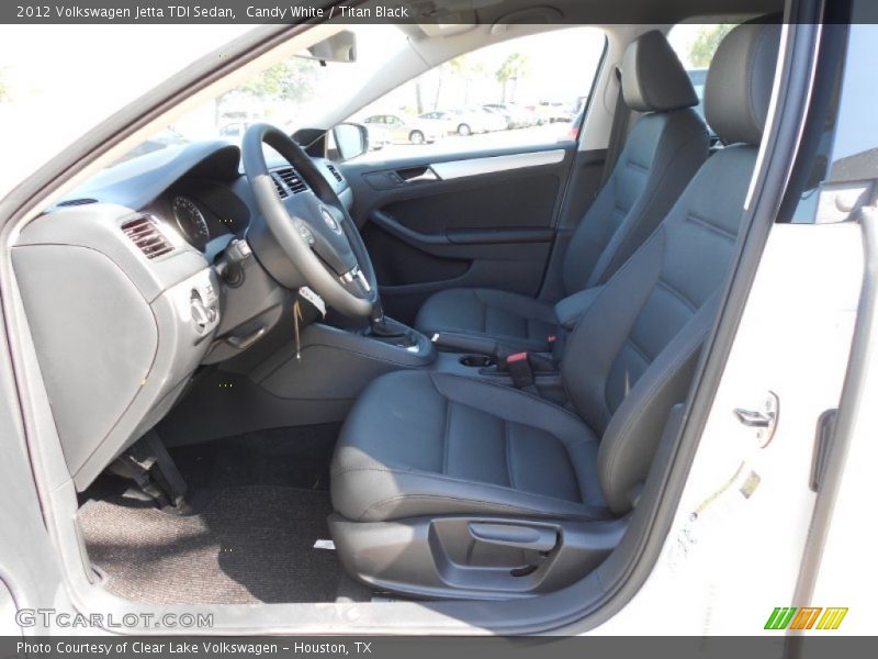 Candy White / Titan Black 2012 Volkswagen Jetta TDI Sedan