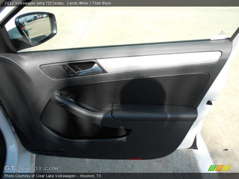 Candy White / Titan Black 2012 Volkswagen Jetta TDI Sedan