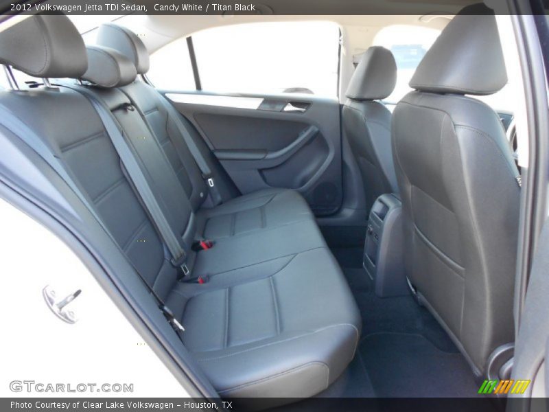 Candy White / Titan Black 2012 Volkswagen Jetta TDI Sedan
