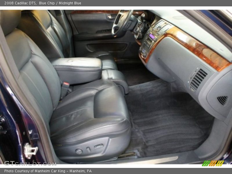 Blue Chip / Midnight Blue 2008 Cadillac DTS
