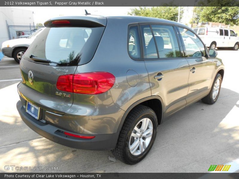 Pepper Gray Metallic / Black 2012 Volkswagen Tiguan S