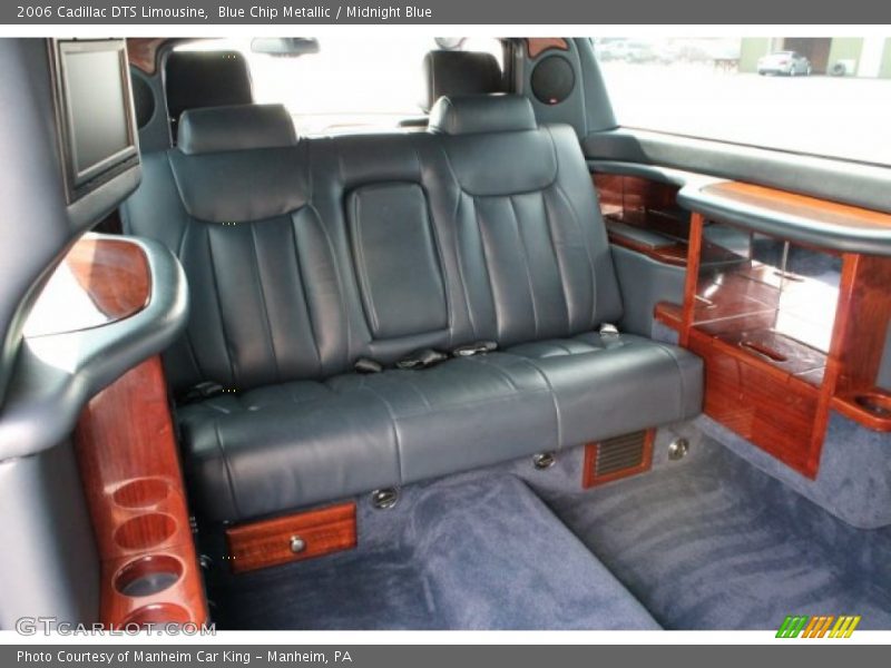  2006 DTS Limousine Midnight Blue Interior