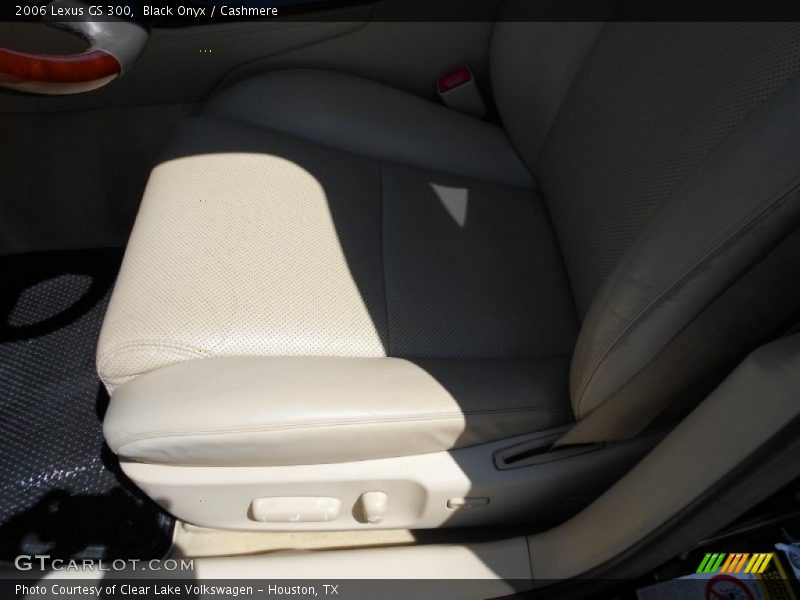 Black Onyx / Cashmere 2006 Lexus GS 300