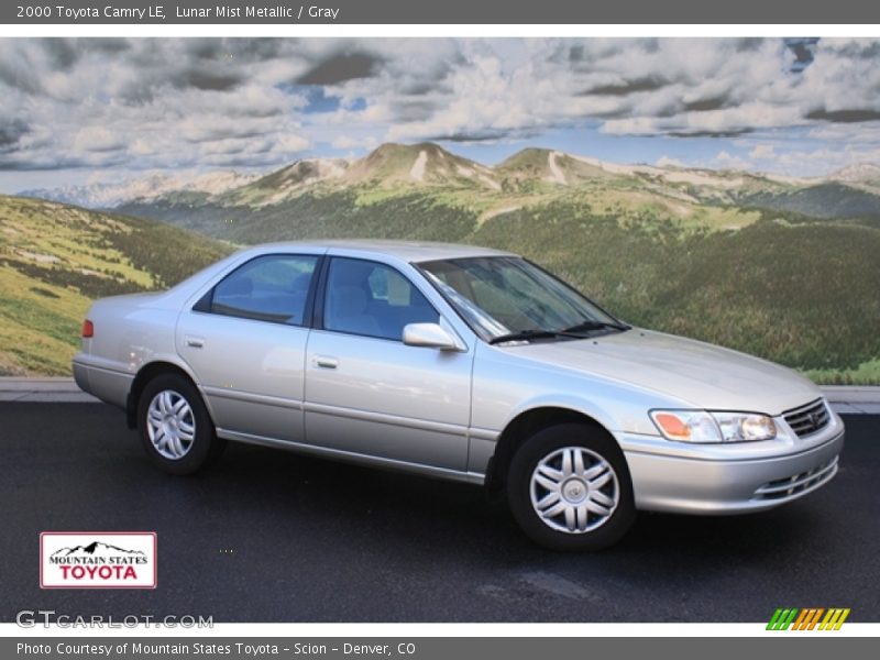 Lunar Mist Metallic / Gray 2000 Toyota Camry LE