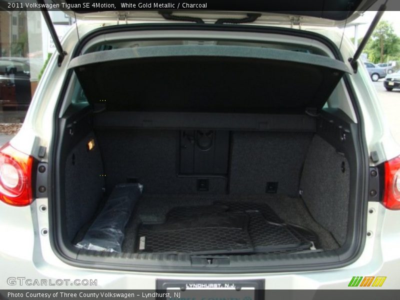 White Gold Metallic / Charcoal 2011 Volkswagen Tiguan SE 4Motion