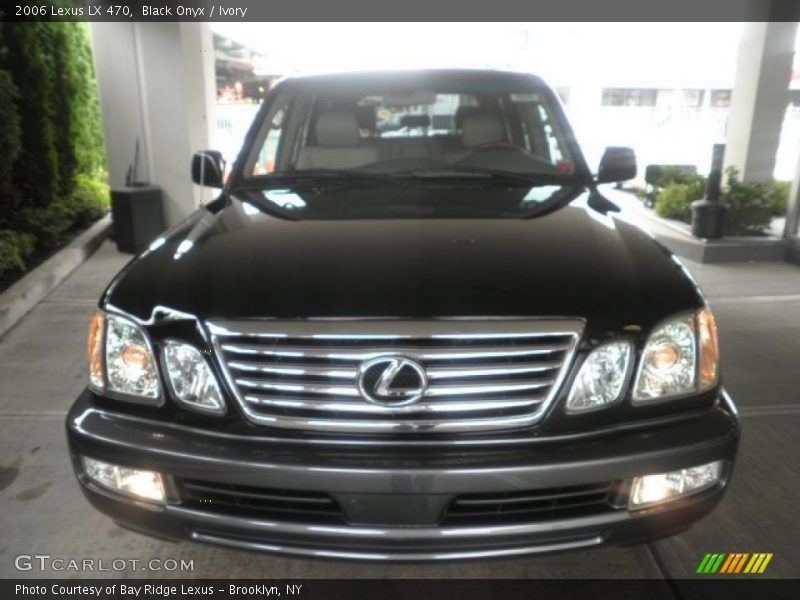 Black Onyx / Ivory 2006 Lexus LX 470