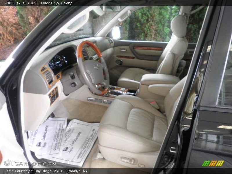 Black Onyx / Ivory 2006 Lexus LX 470