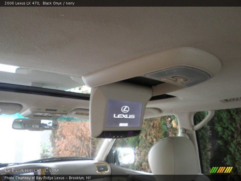 Black Onyx / Ivory 2006 Lexus LX 470